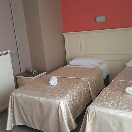 Ata Hotel Büyükçekmece